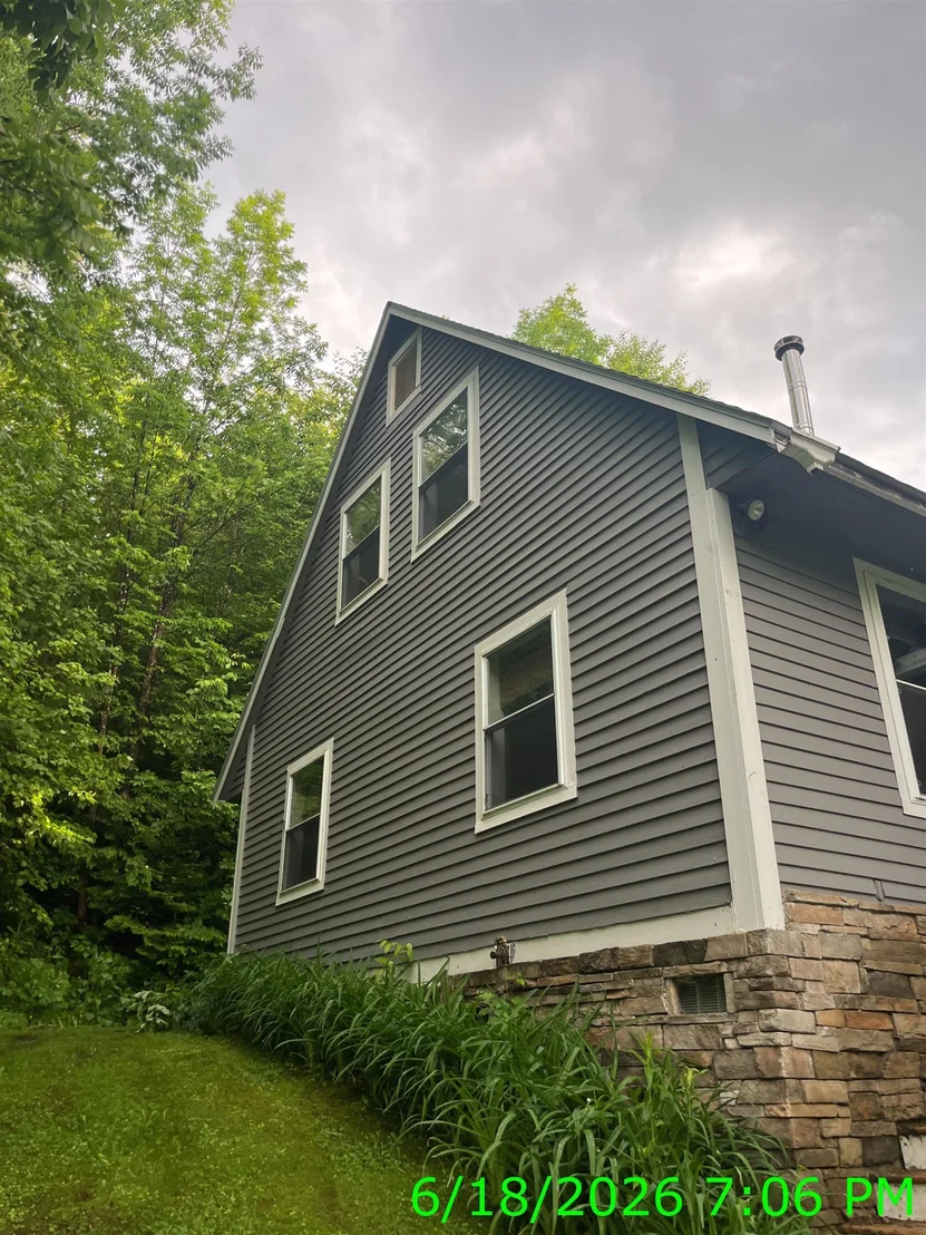 Photo of 142 Folsom Hill