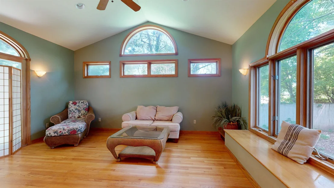 Photo of 304 Stonybrook