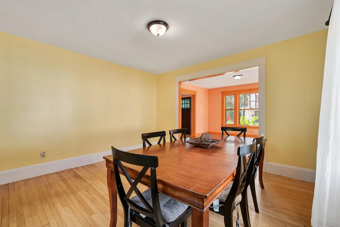 Photo of 173 Central