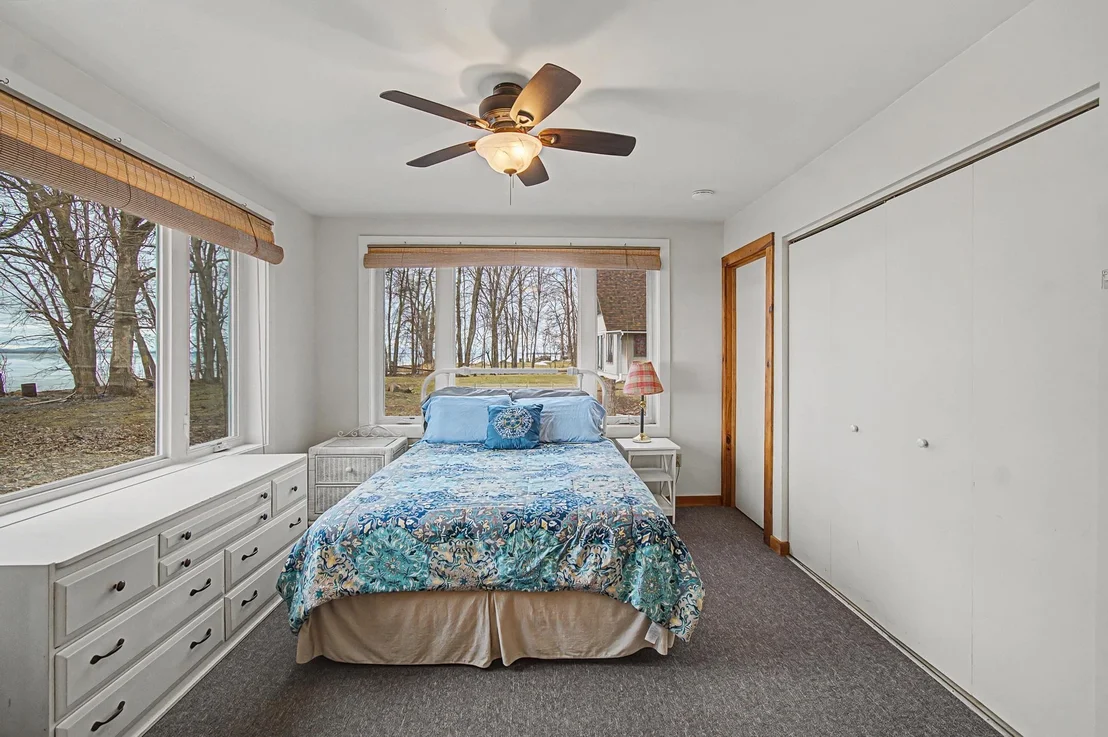 Photo of 87 Jayview