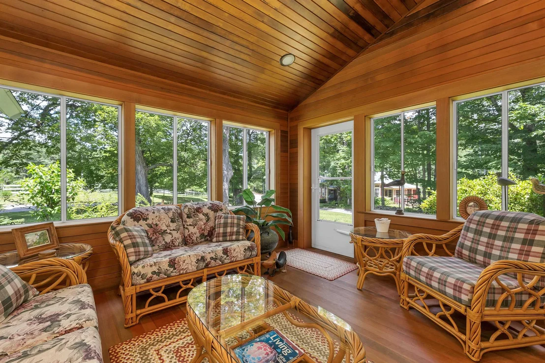 Photo of 108 Whitten Neck