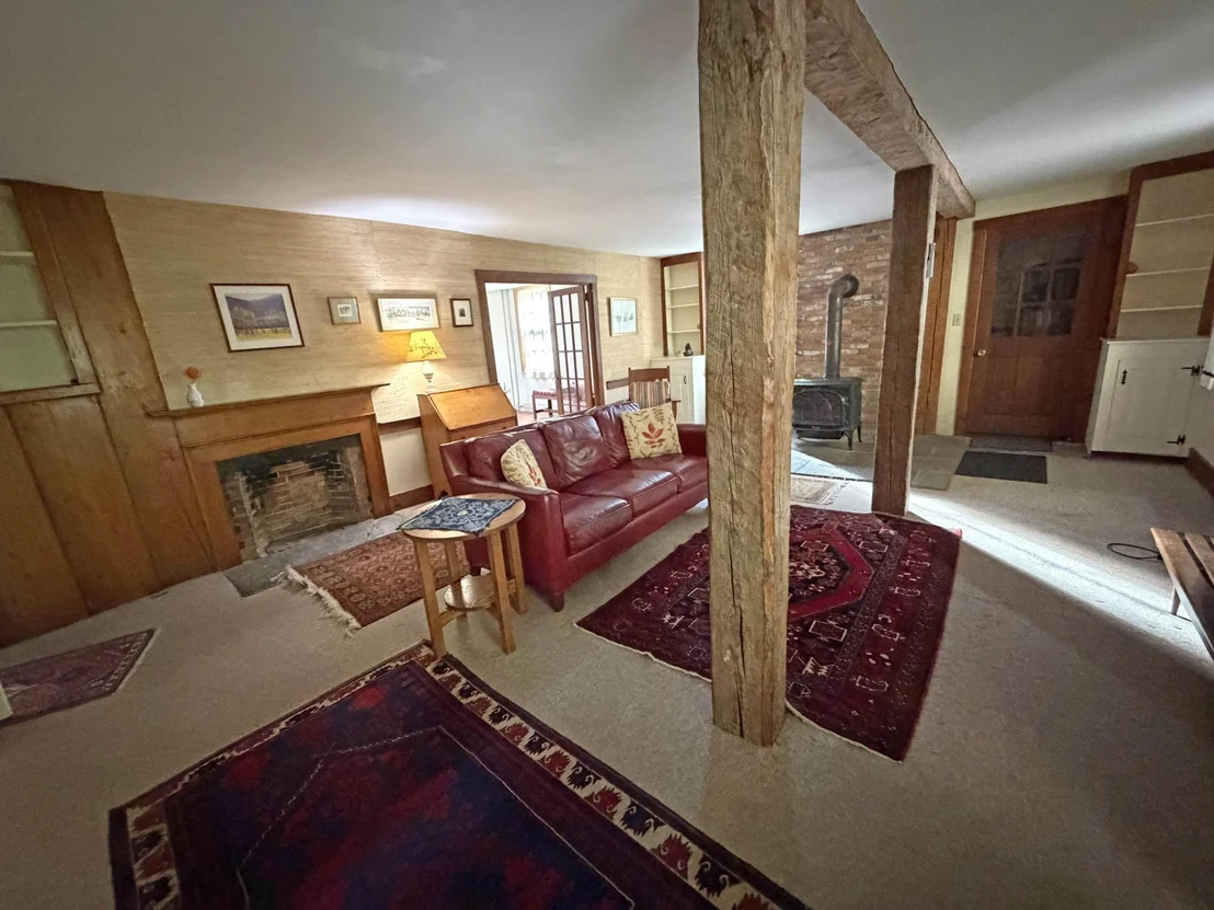 Photo of 220 Hale