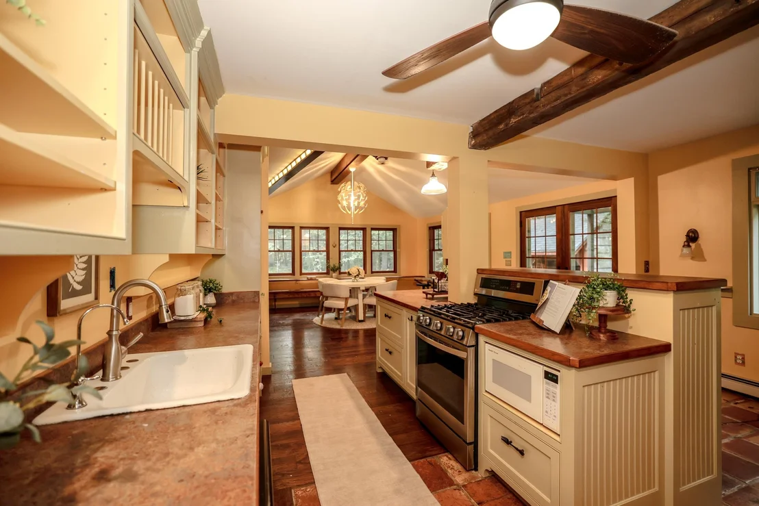 Photo of 15 Ledge