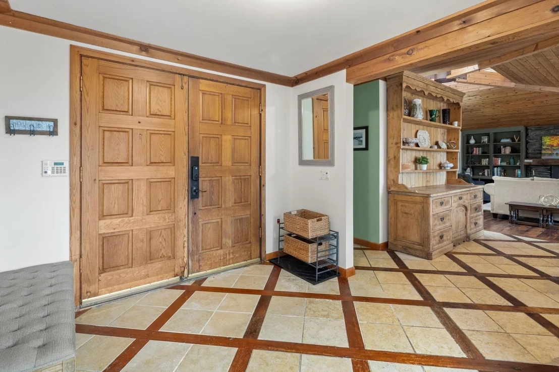 Photo of 835 Alpine View