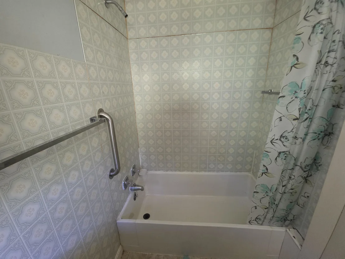 Photo of 139 Pleasant Valley