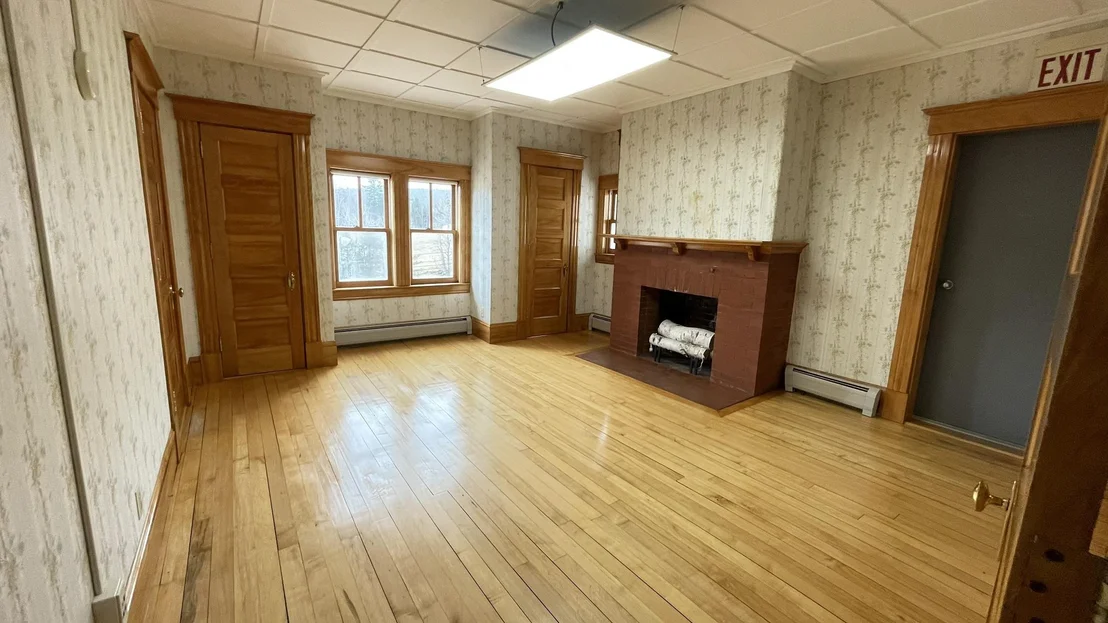 Photo of 33 Sunset Hill