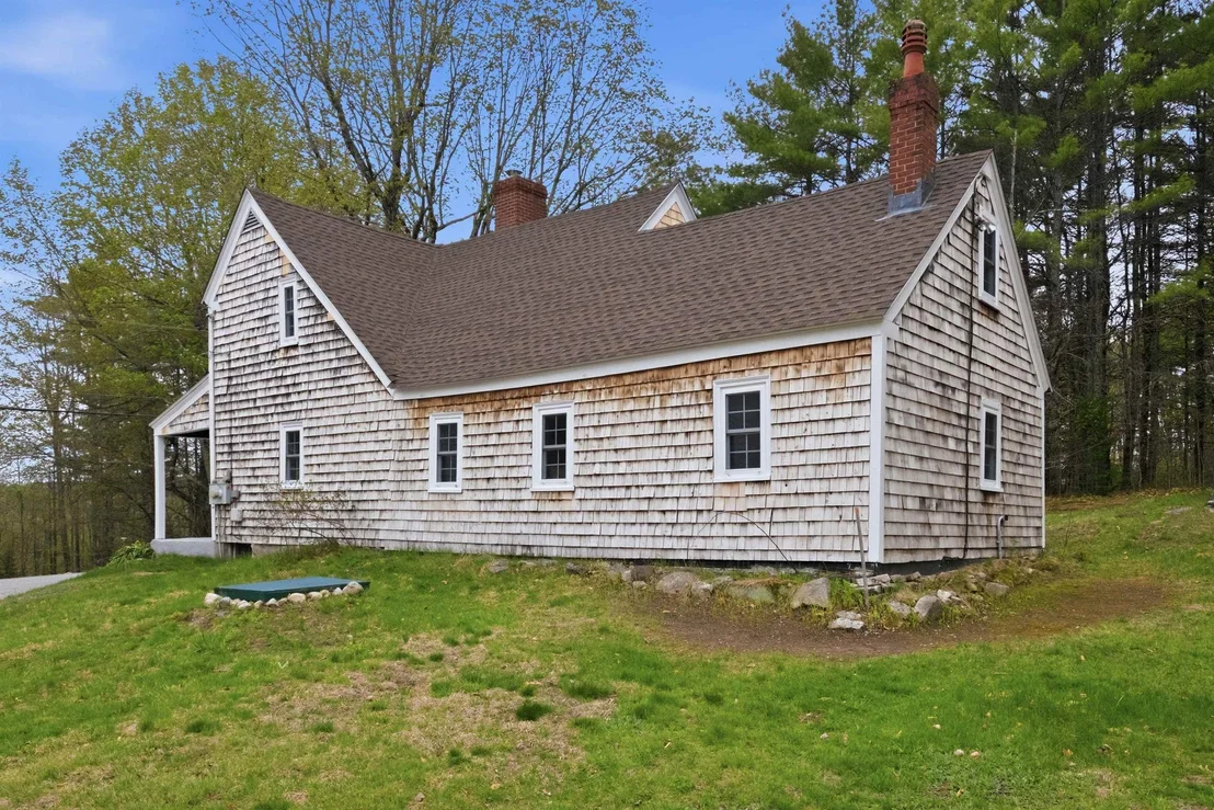 Photo of 275 Granite