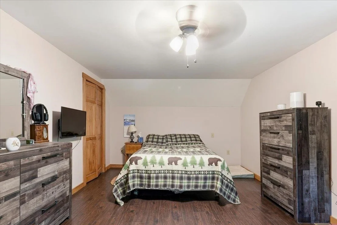 Photo of 17 Forest Ridge