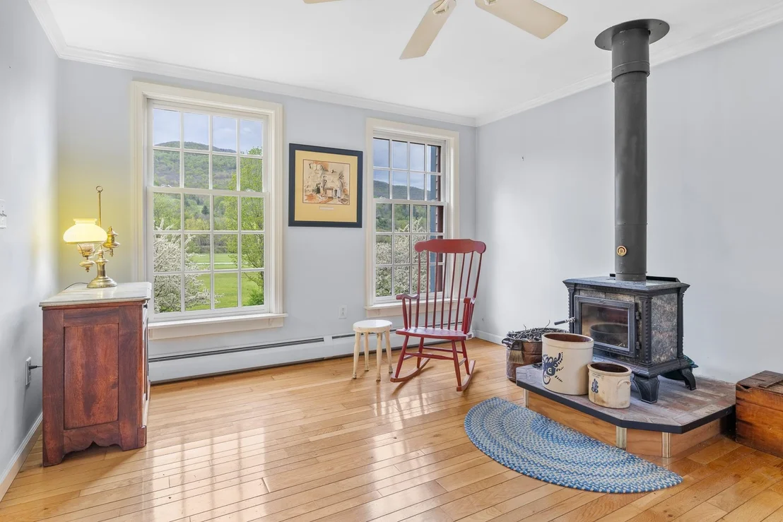 Photo of 136 Fox Run
