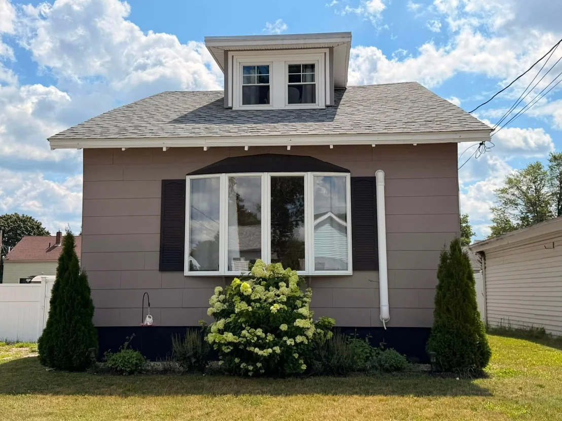 Photo of 98 Maple