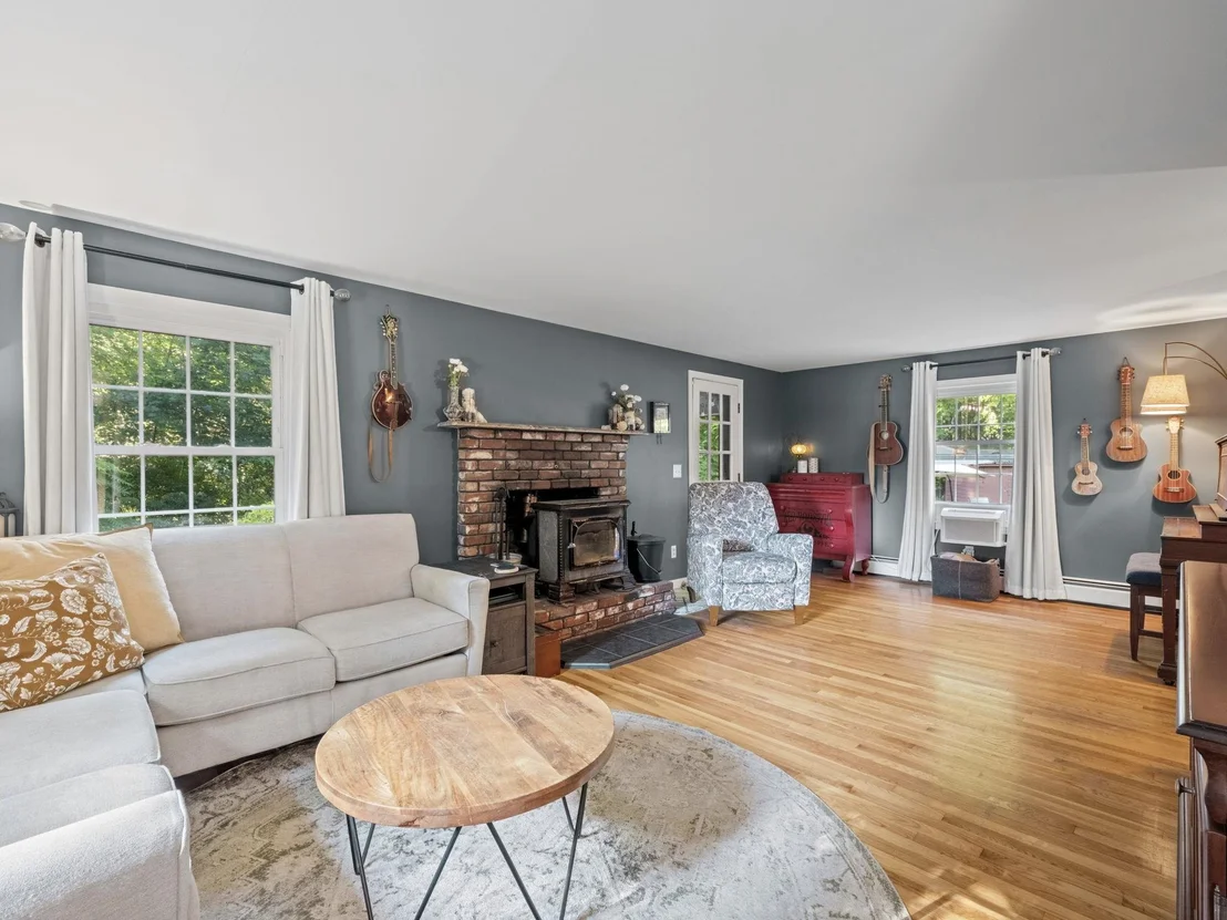 Photo of 16 Juniper