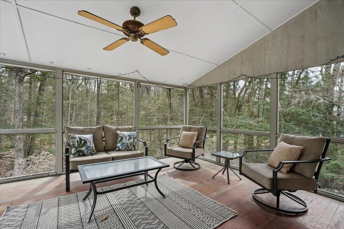 Photo of 50 Hearthside