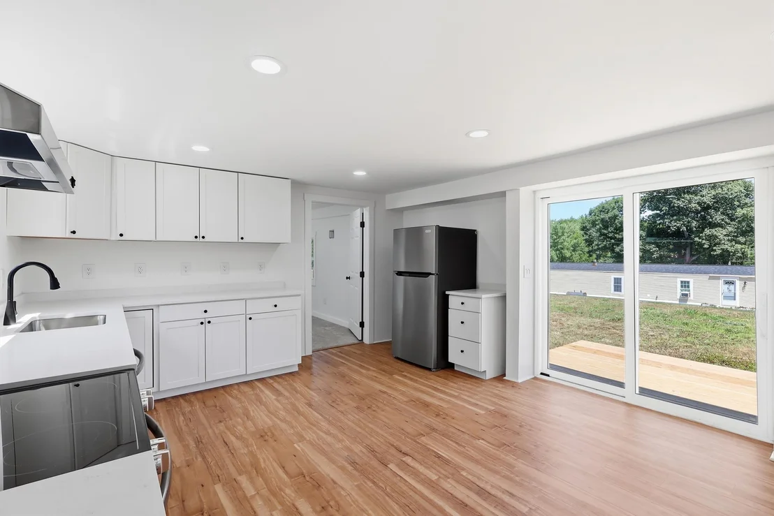 Photo of 19 Cleo