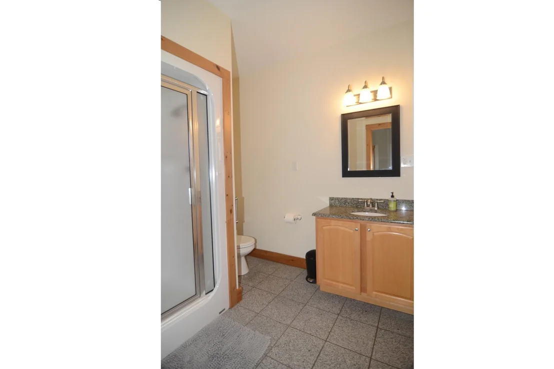 Photo of 734 Herrick
