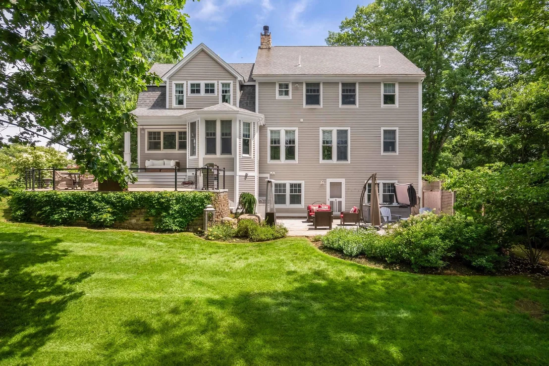 Photo of 21 Jeffrey