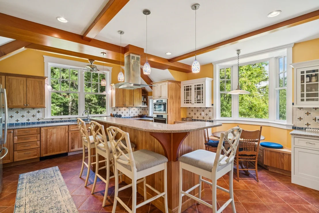 Photo of 12 Lakeview