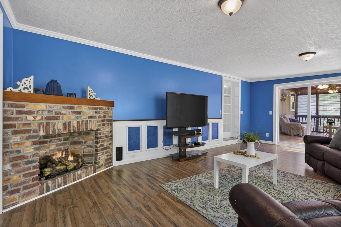 Photo of 112 Shaker
