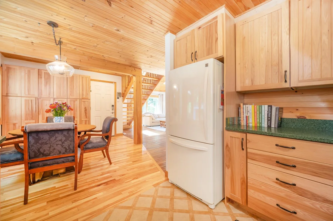 Photo of 32 Highwood
