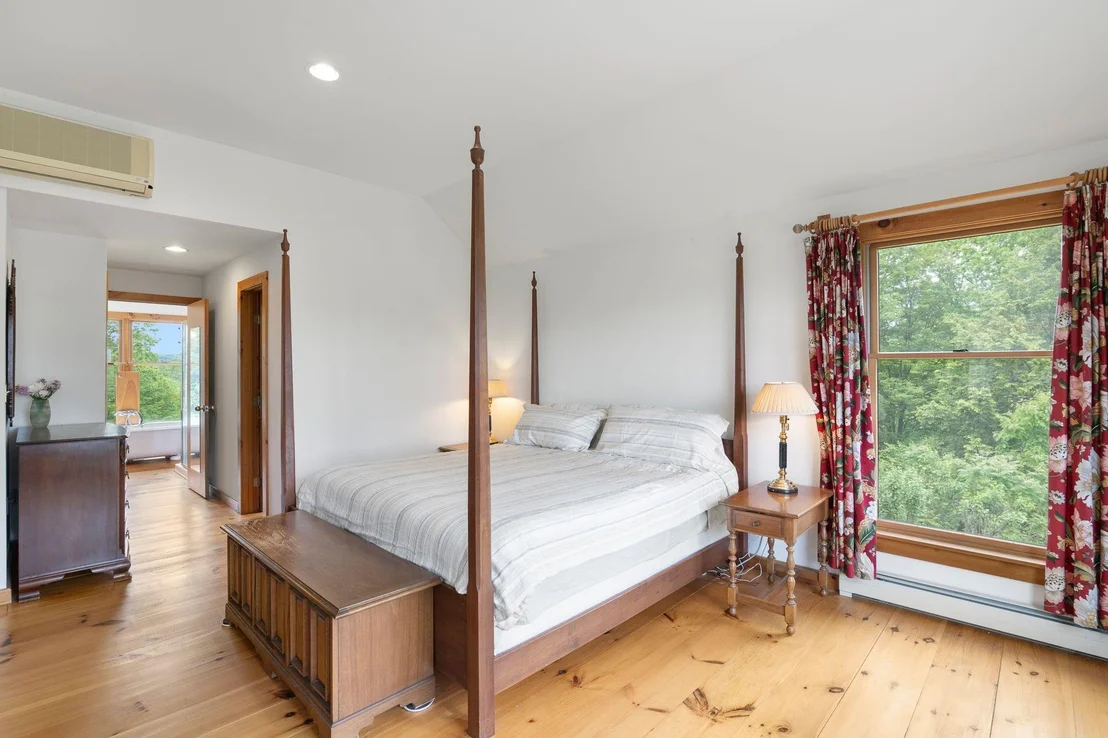 Photo of 104 Juniper Ridge