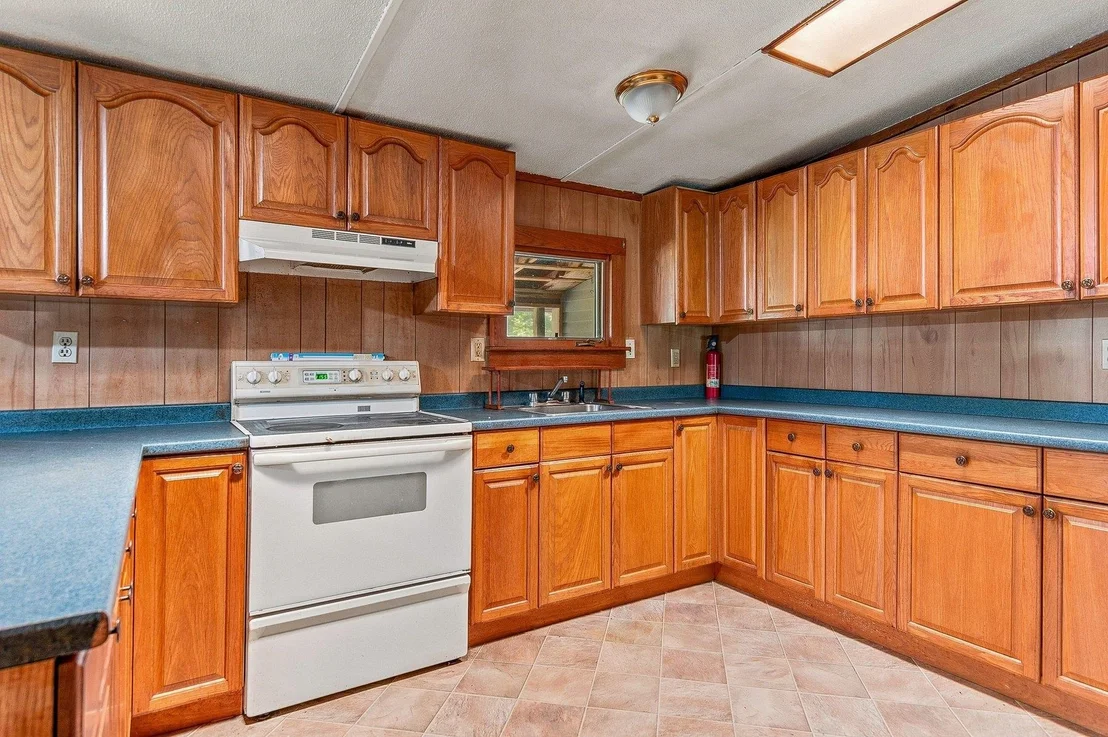 Photo of 99 Pine Ridge