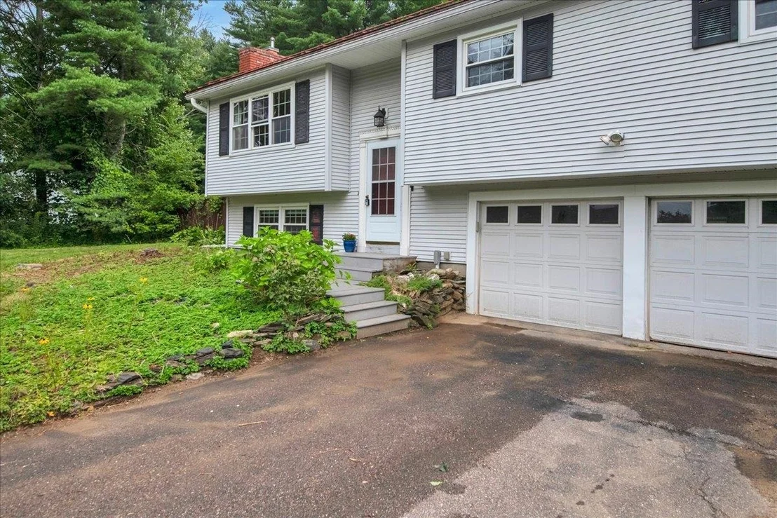 Photo of 9 Griswold