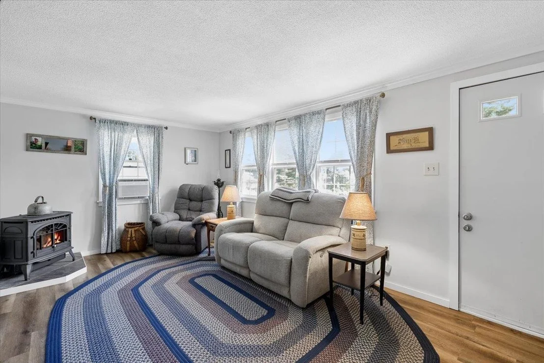 Photo of 246 Hill