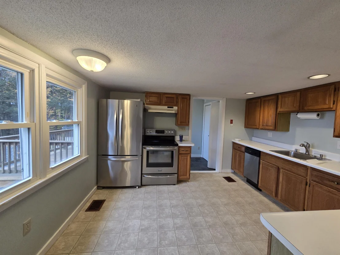 Photo of 194 Algonquin
