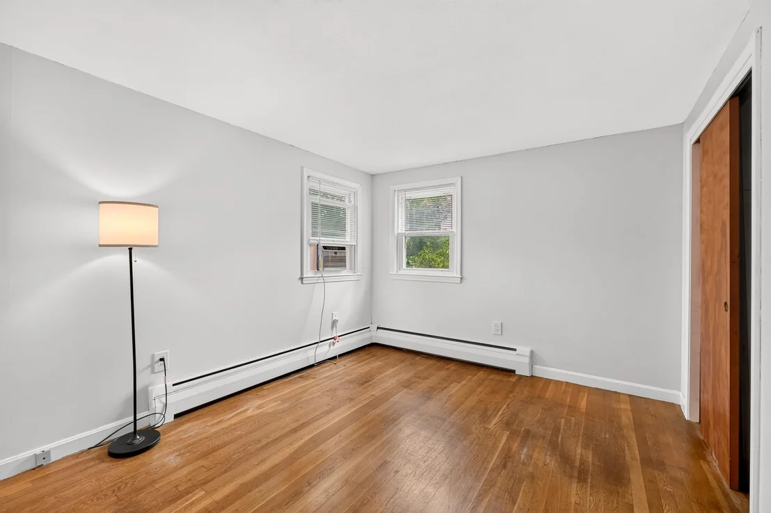 Photo of 16 Beverly