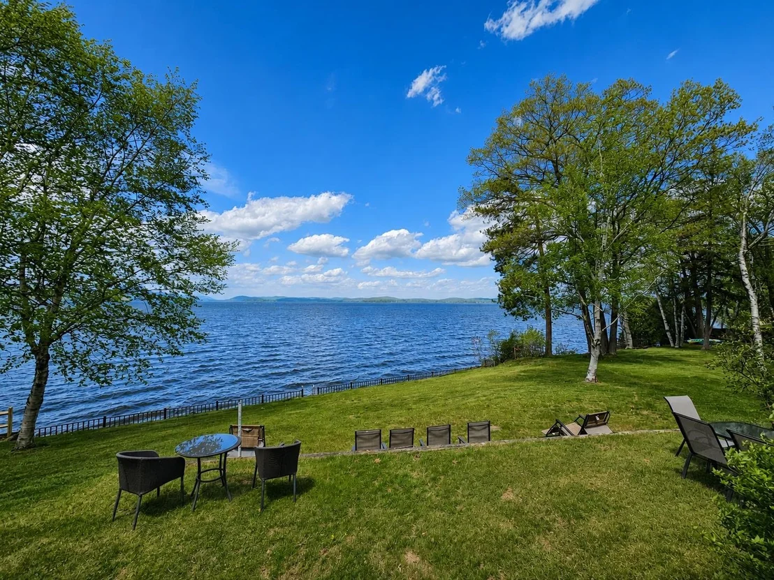 Photo of 1254 Bluff