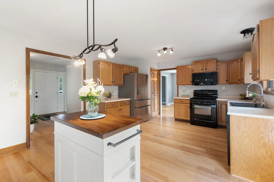 Photo of 20 Tillotson