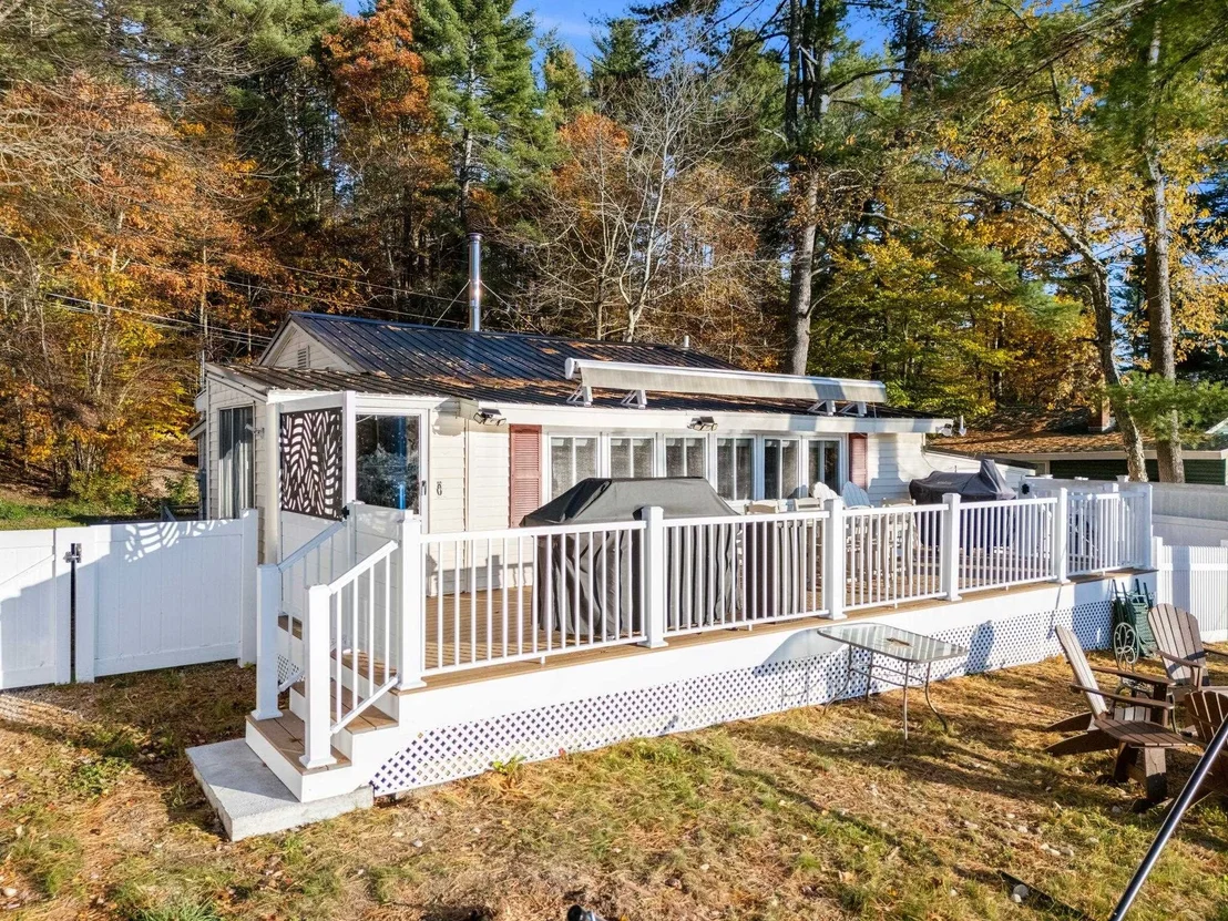 Photo of 93 Daniels