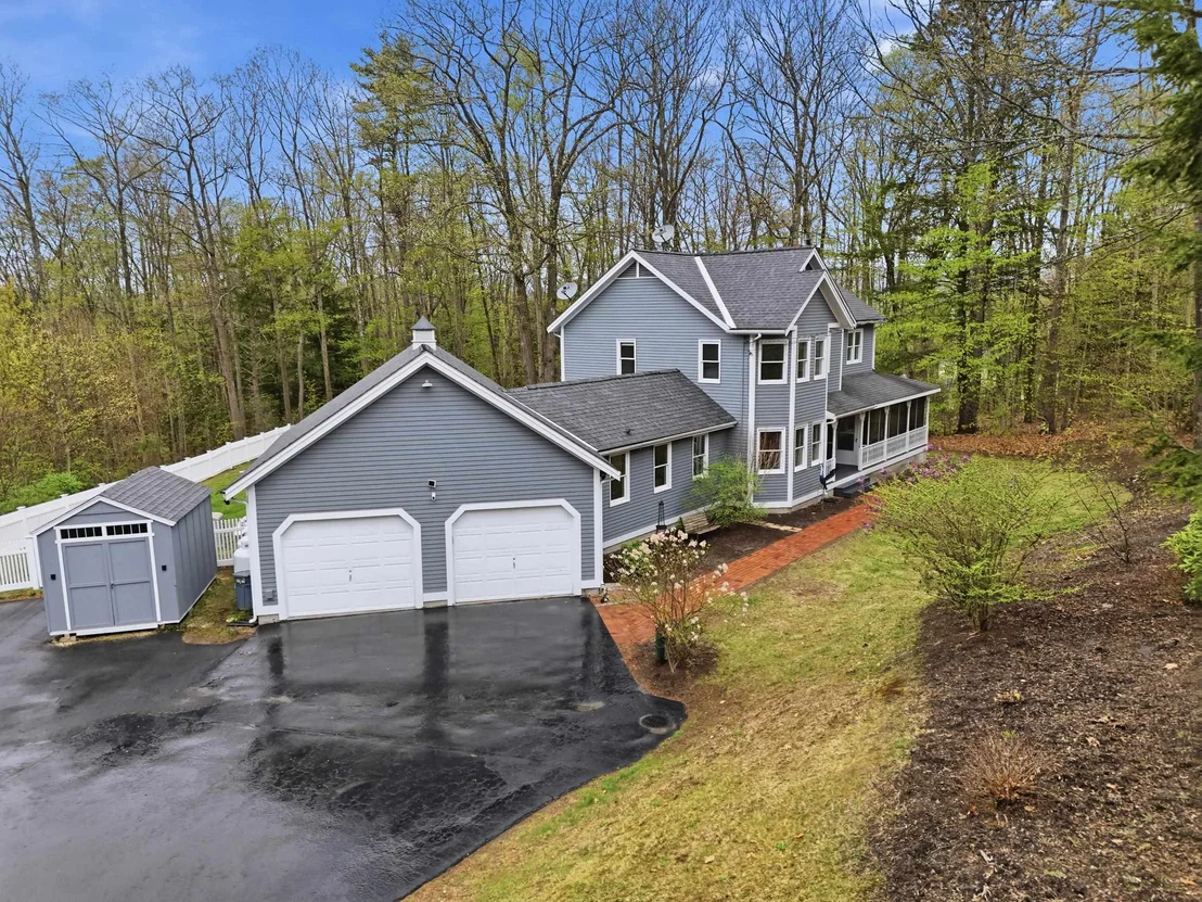 Photo of 142 Forestview