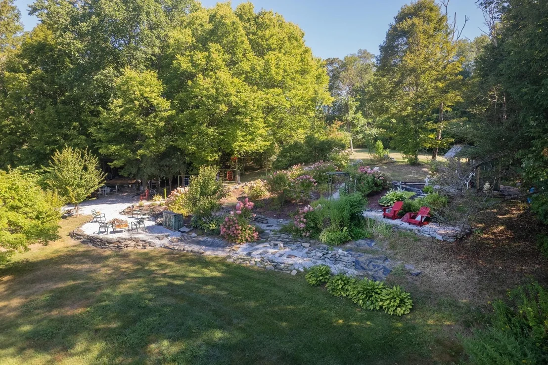 Photo of 6948 US Route 7
