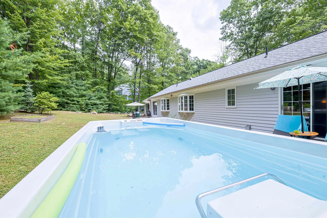 Photo of 20 Buttonwood