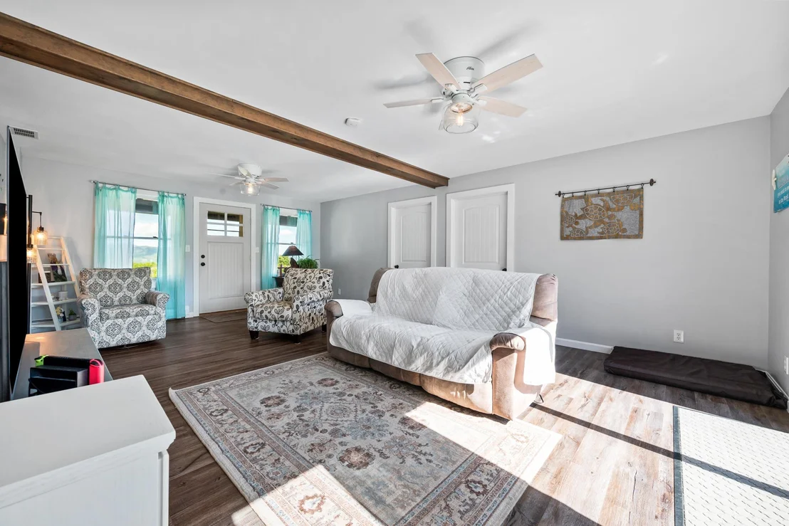 Photo of 154 Cates Hill