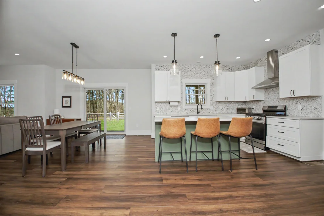 Photo of 241 Maple Basin