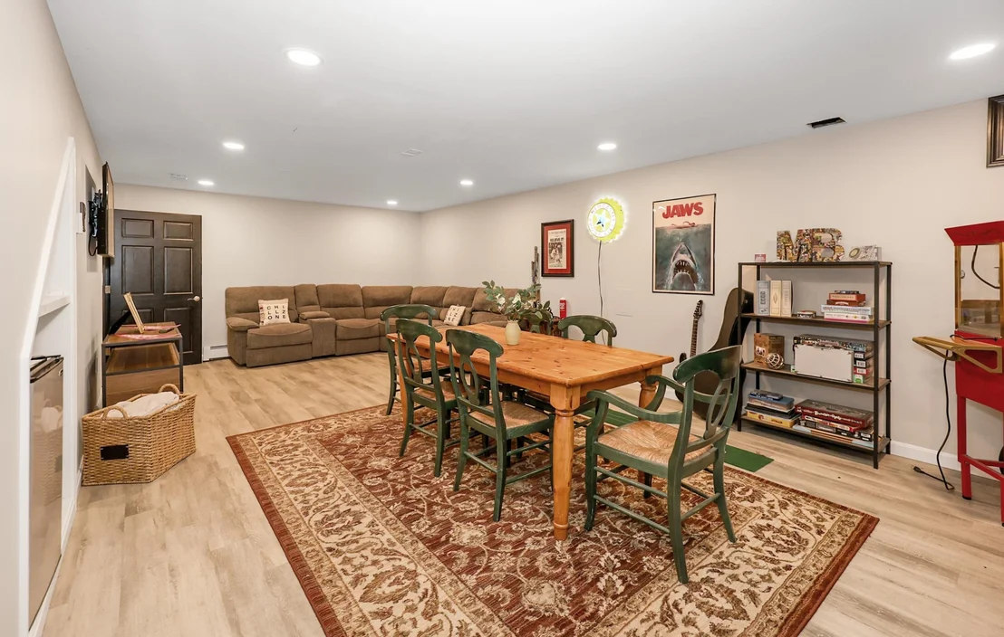 Photo of 237 Stanton
