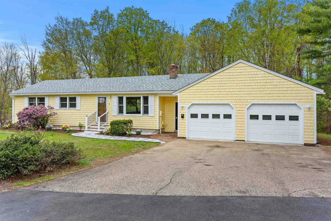 Photo of 6 Colonial