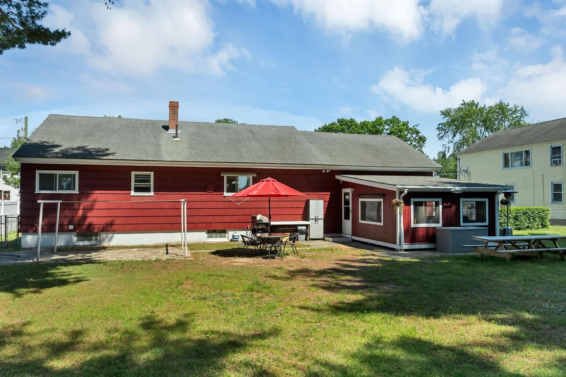 Photo of 21 Acton