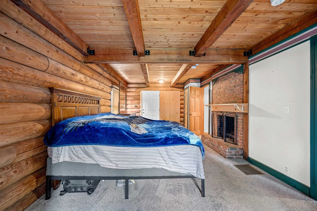 Photo of 384 West