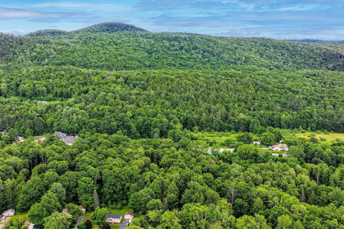 Photo of Unit LOT4 at 0 Cedar