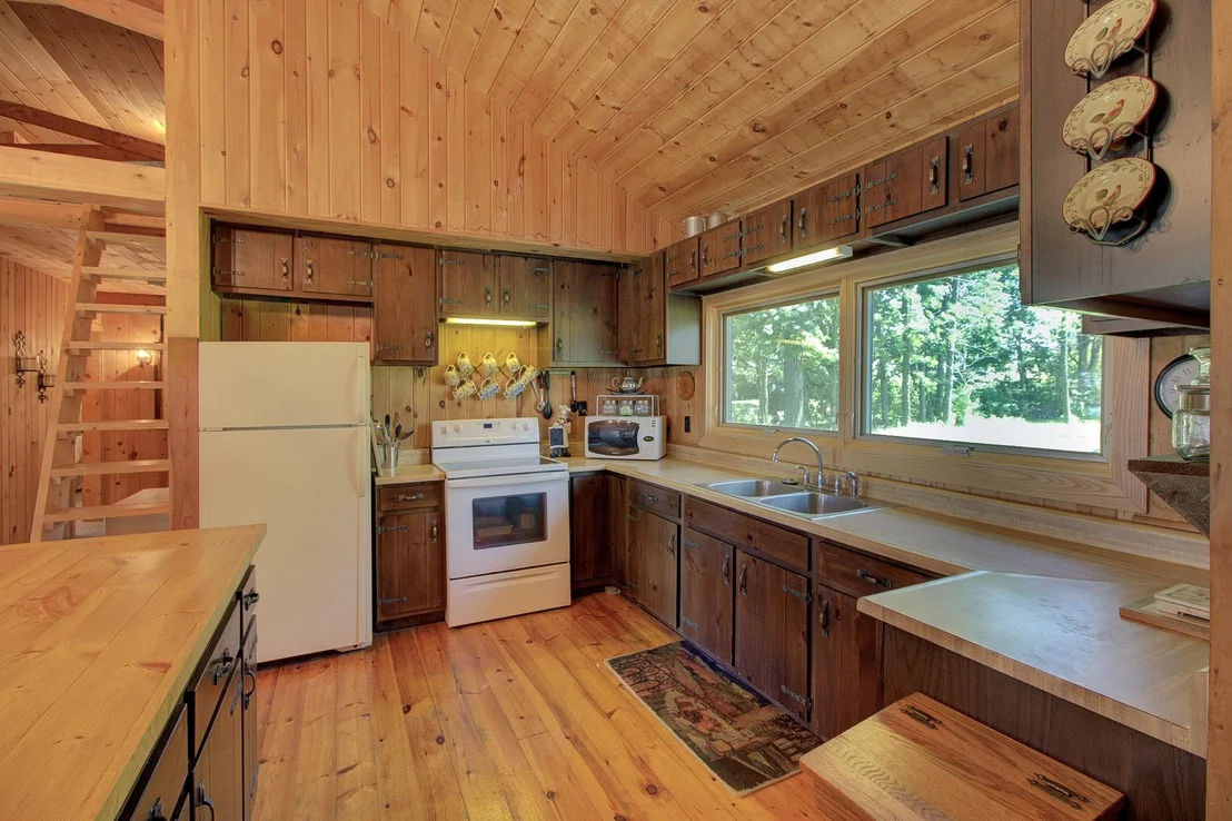 Photo of 135 Savage Point North