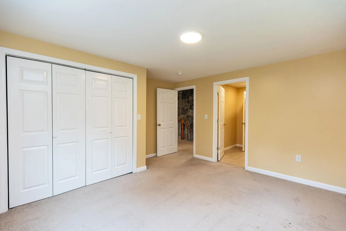 Photo of 489 Greenfield