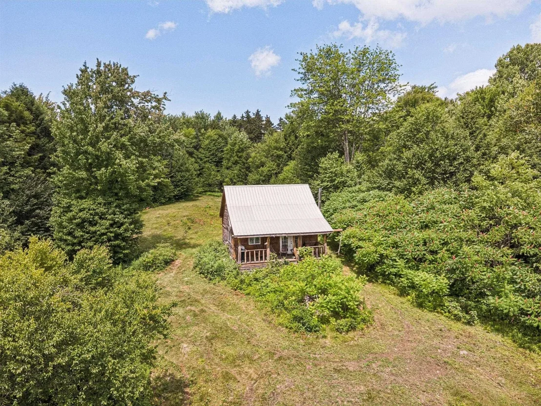 Photo of 630 Lefebvre