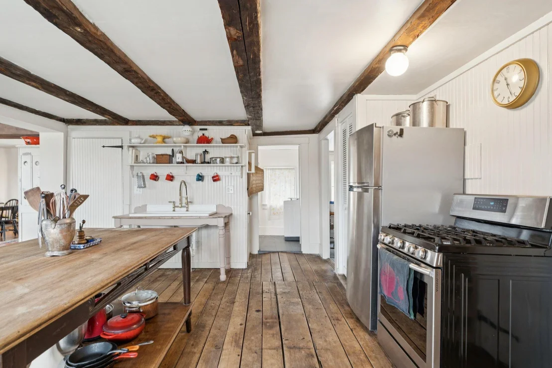 Photo of 673 Reed