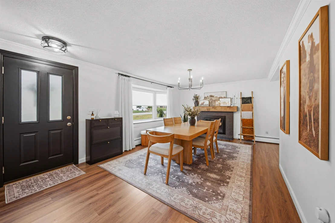 Photo of 17 Juniper