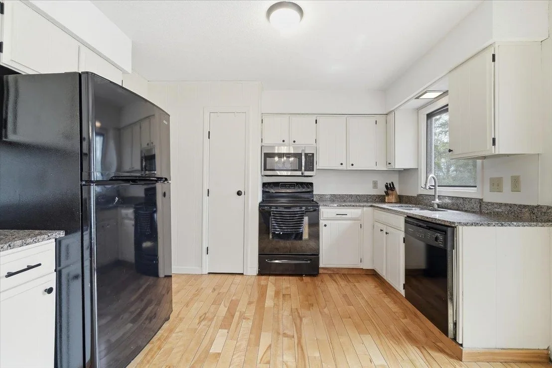 Photo of 290 Collamer