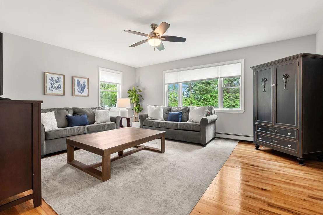 Photo of 3 Marsh Hill