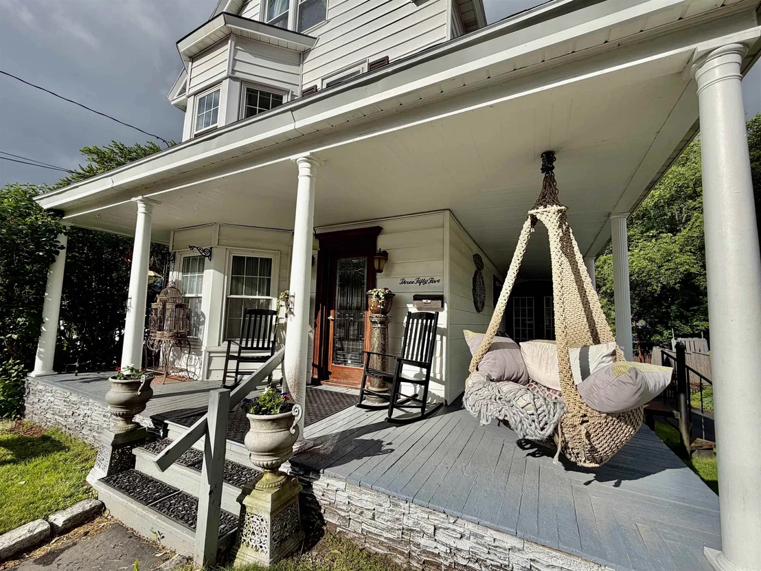 Photo of 355 Willard