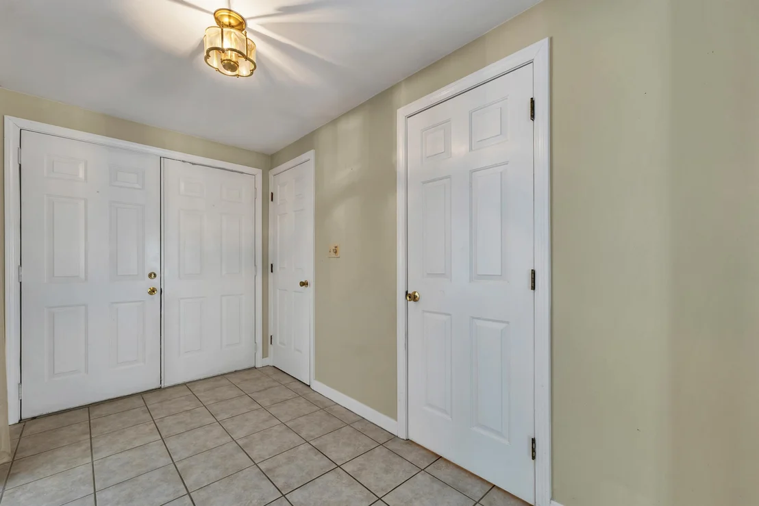 Photo of 53 Oak Knoll